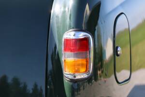 Image 31/50 of Mercedes-Benz 180 D (1958)