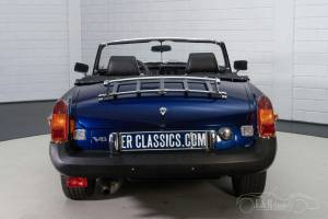 Image 15/19 of MG MGB (1978)