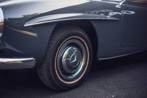 Image 16/20 of Mercedes-Benz 190 SL (1960)