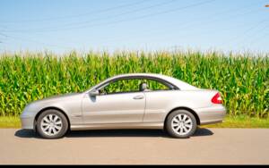 Image 8/49 of Mercedes-Benz CLK 280 (2006)