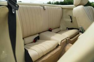 Image 40/50 of Mercedes-Benz 300 SL (1986)