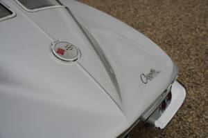 Image 44/50 of Chevrolet Corvette Sting Ray (1963)