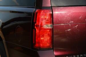 Image 42/50 of Chevrolet Suburban (2017)