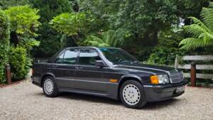 Imagen 11/69 de Mercedes-Benz 190 E 2.3-16 (1985)