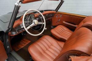 Image 2/19 de Mercedes-Benz 190 SL (1962)