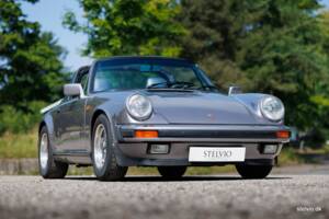 Image 5/44 de Porsche 911 Carrera 3.2 &quot;#250.000 911&quot; (1988)