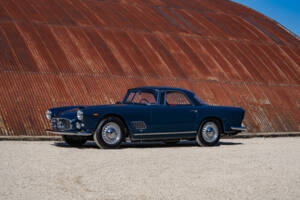 Bild 2/37 von Maserati 3500 GT Touring (1960)