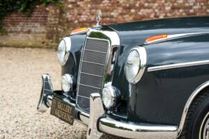 Bild 49/50 von Mercedes-Benz 220 SE Cabriolet (1960)