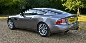 Image 19/50 de Aston Martin V12 Vanquish (2001)