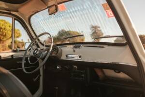 Image 7/8 of SEAT 600 E (1972)