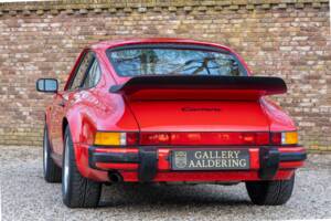 Bild 6/50 von Porsche 911 Carrera 3.2 (1988)