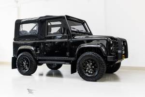 Bild 43/43 von Land Rover 90 (1989)
