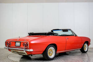 Image 3/50 of Chevrolet Corvair Monza Convertible (1966)