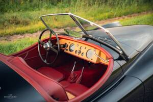 Image 14/20 of Jaguar XK 120 OTS (1950)