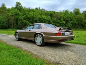 Image 8/8 of Jaguar XJ-S 3.6 (1985)