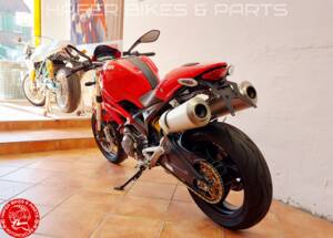 Imagen 6/31 de Ducati Monster 696 Plus (2009)