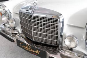 Bild 21/39 von Mercedes-Benz 280 SE 3,5 (1970)