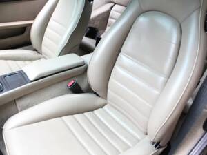 Image 13/19 of Porsche 944 Turbo (1987)