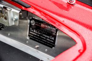 Image 43/49 of MG MGA 1850 (1960)