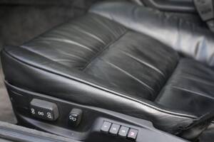 Afbeelding 15/33 van BMW 840i (1994)