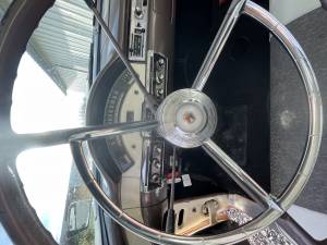 Image 13/17 of Ford Fairlane Skyliner (1957)