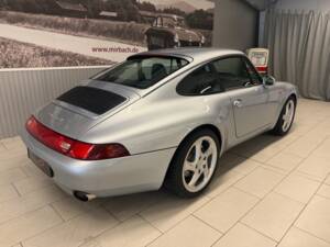 Imagen 9/19 de Porsche 911 Carrera 4 (1995)