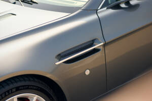 Bild 8/14 von Aston Martin V8 Vantage (2007)