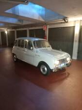 Imagen 25/31 de Renault R 4 (1968)