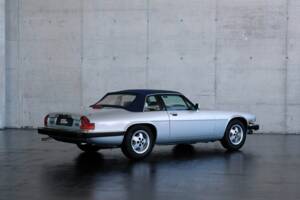 Image 9/47 of Jaguar XJ-SC 5.3 (1987)