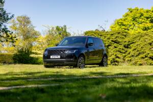 Bild 43/50 von Land Rover Range Rover V8 Armoured (2022)