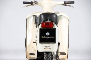 Image 18/50 of Moto Guzzi Galletto (1962)