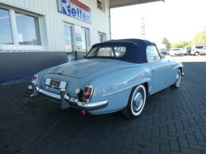 Image 4/29 de Mercedes-Benz 190 SL (1962)