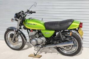 Image 18/37 of Kawasaki KH 250 (1977)