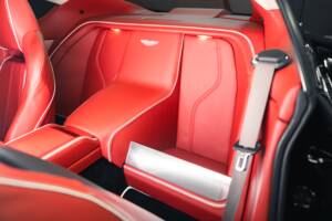 Image 38/38 of Aston Martin Virage (2012)
