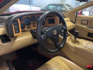 Bild 12/18 von Lotus Esprit SE (1991)