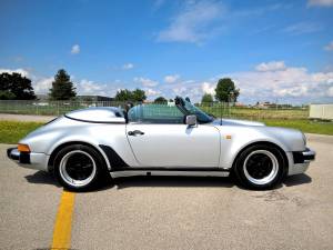 Image 4/31 of Porsche 911 Speedster 3.2 (1989)