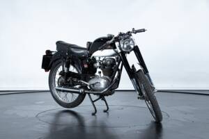Image 4/50 of Mondial 125 (1961)