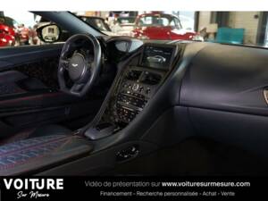 Bild 3/50 von Aston Martin DBS Superleggera (2019)