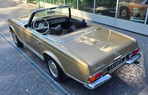 Image 6/21 of Mercedes-Benz 280 SL (1971)