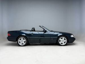 Bild 12/27 von Mercedes-Benz SL 320 (1997)