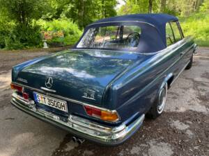 Bild 26/29 von Mercedes-Benz 280 SE 3,5 (1970)