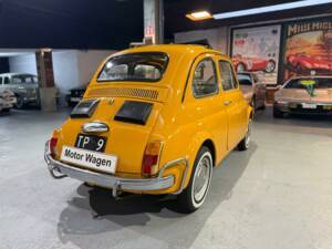 Image 39/76 de FIAT 500 L (1970)