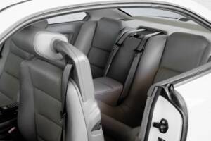 Bild 22/45 von BMW 850i (1990)