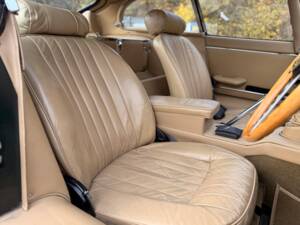 Bild 10/16 von Jaguar E-Type (1971)