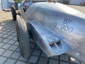 Image 4/20 of Ford V8 Modell 18 (1932)