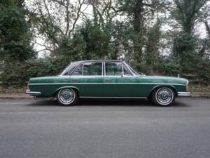 Bild 7/23 von Mercedes-Benz 280 SE (1972)