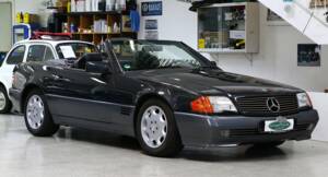 Image 3/24 de Mercedes-Benz 300 SL-24 (1993)