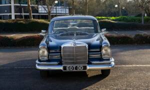 Image 6/29 de Mercedes-Benz 220 SE b (1966)