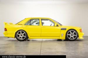 Image 3/15 of Mercedes-Benz 190 E 2.5-16 Evolution I (1989)
