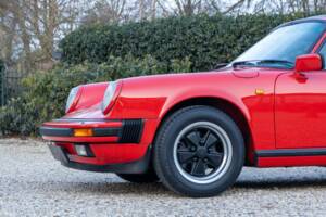 Image 50/50 of Porsche 911 Carrera 3.2 (1988)